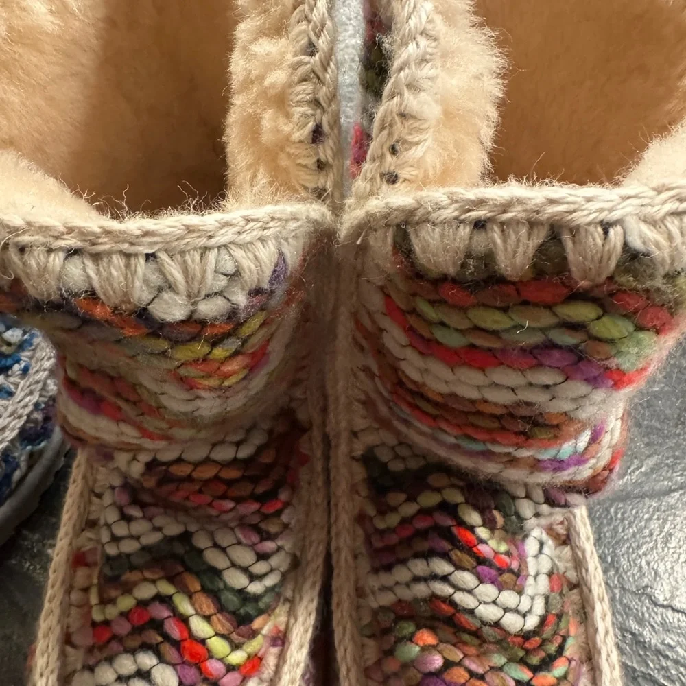 Mou Multicolor Zigzag Knit Boots - Picture 3 of 5